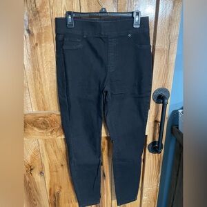 NY&C women’s black jeggings size medium good condition